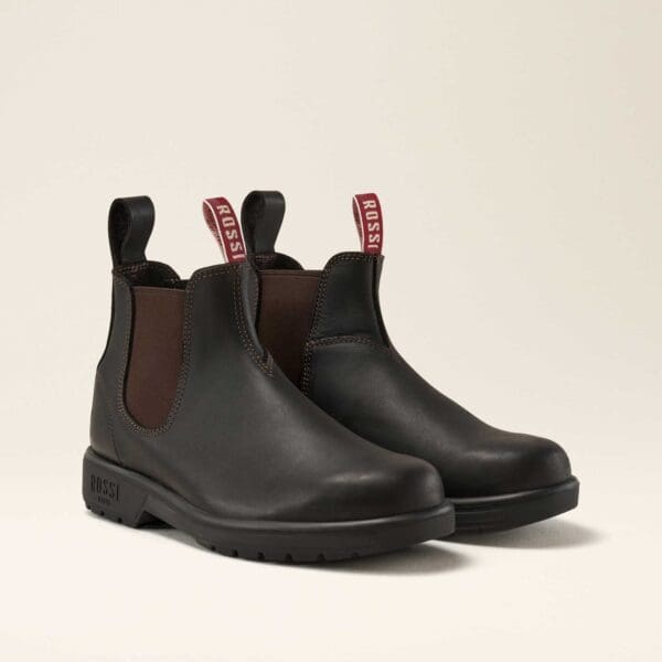 303 Endura Boot - Claret with Double stitched elastic sides